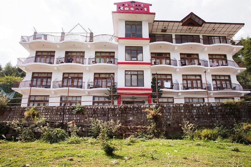 Oyo 28425 Dal Lake Resort Dharamshala Exterior photo